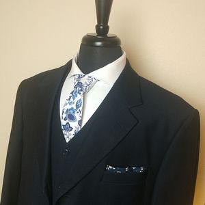 Suit